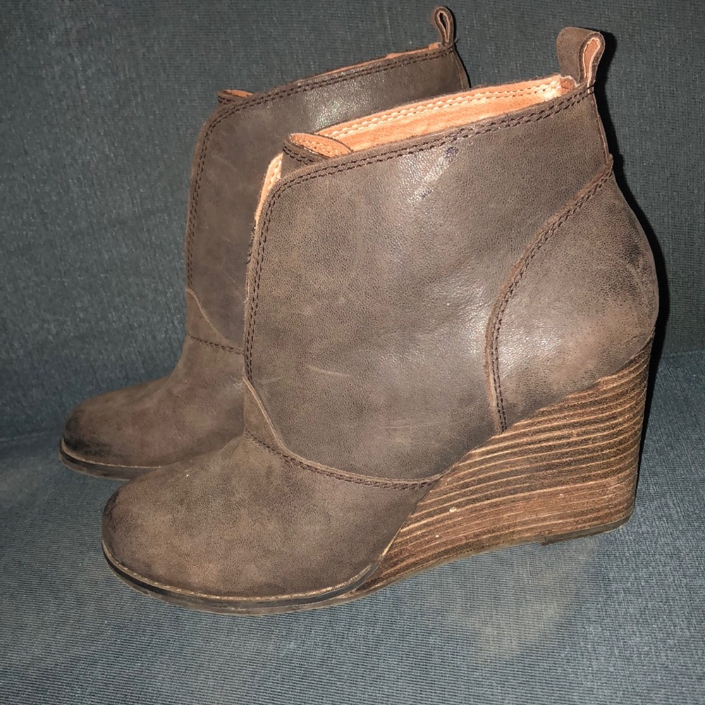 Beautiful distressed wedge booties